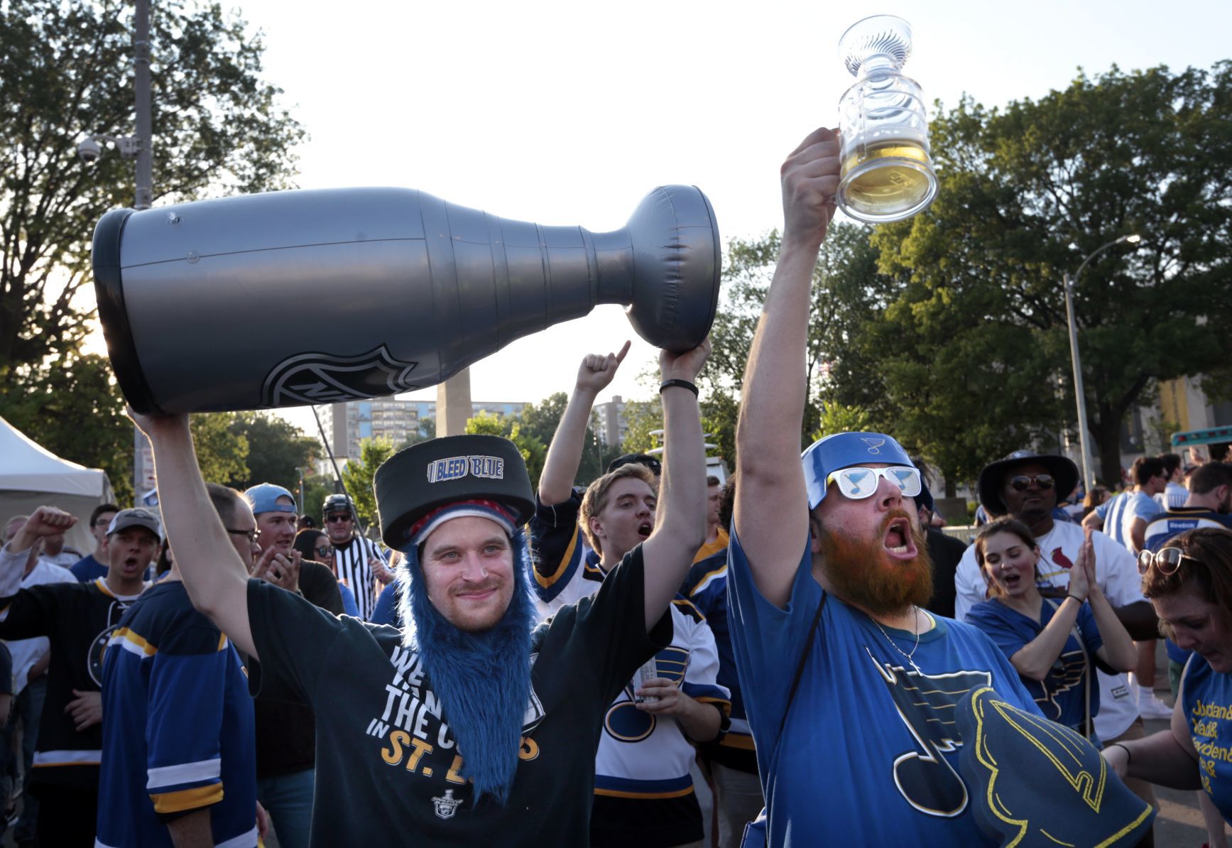 Blues try to win the Stanley Cup on home ice
